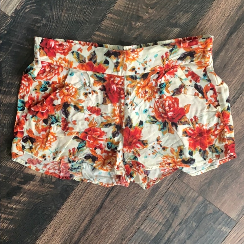 Kirra Floral shorts